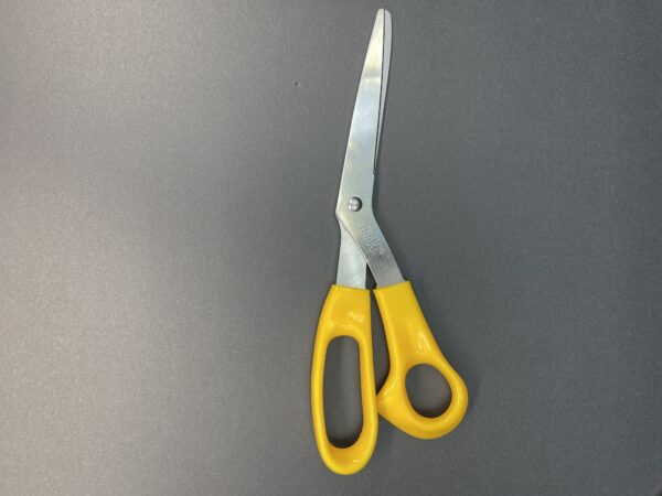8 1/2” Scissors with Plastic Handle - Image 3