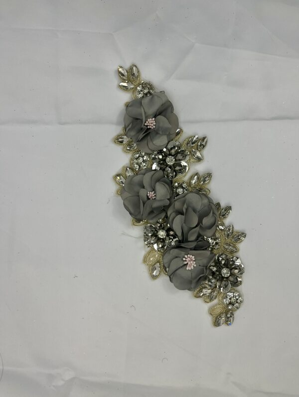 3D Rhinestone Flower Appliqué Bead Lace Patch - Image 3