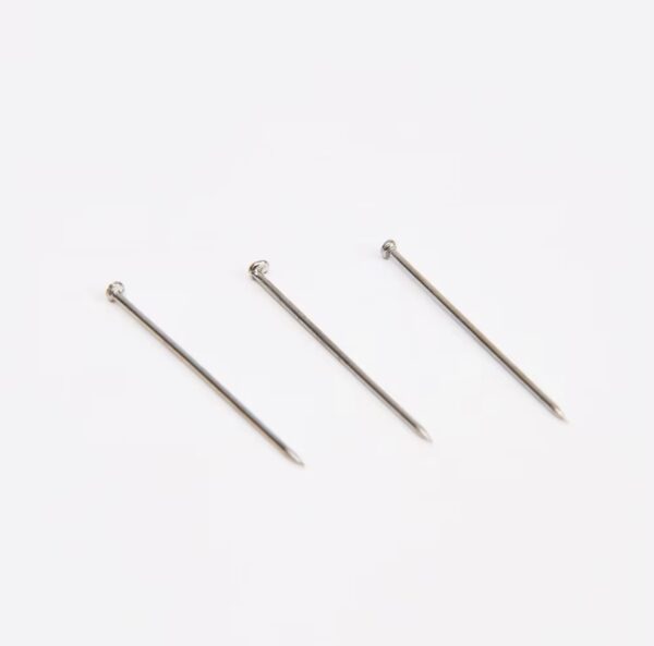 0.6*26mm 1000 Rounded Head Office Stainless steel Pins in Plastic Box - Image 3