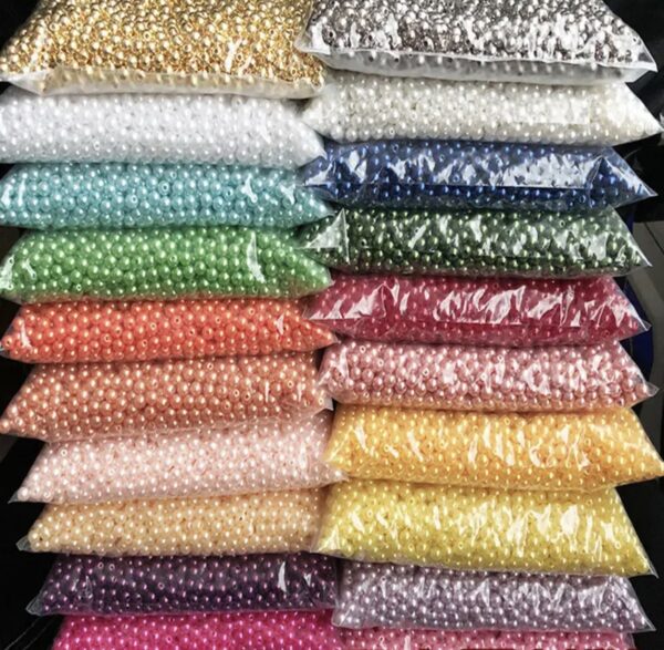 4mm Round Pearl Beads